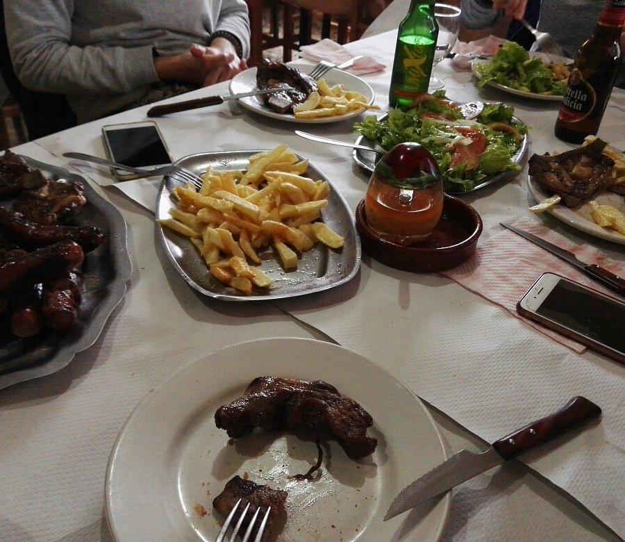 Comida de Parrillada Alonso